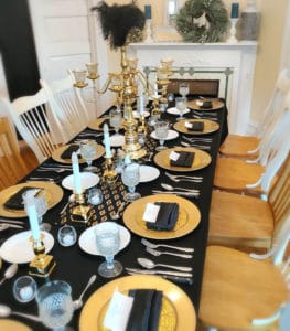 black and gold event table decor