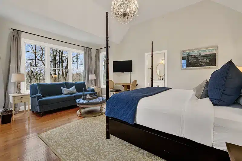 Guest Rooms 1