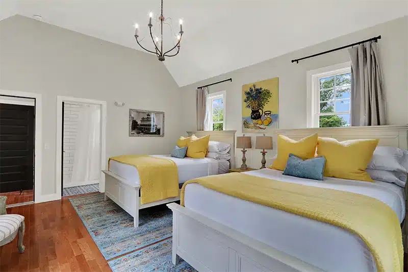 Guest Rooms 3