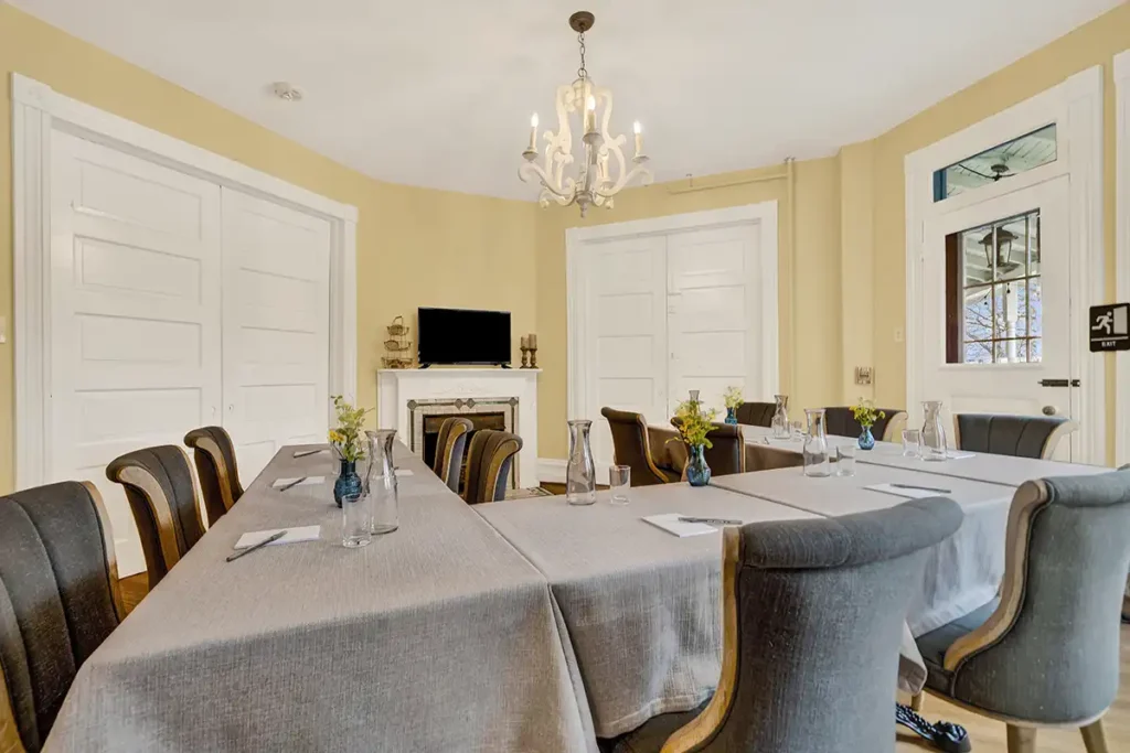 Retreats Meeting Spaces 7