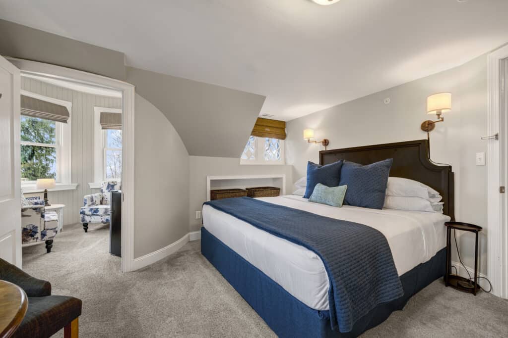 The Best Things to Do in Pennsylvania for Couples This Fall 8 The Turret Room at our Boutique Hotel in Pennsylvania.